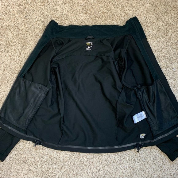 Mountain Hardwear performance jacket - Picture 5 of 13